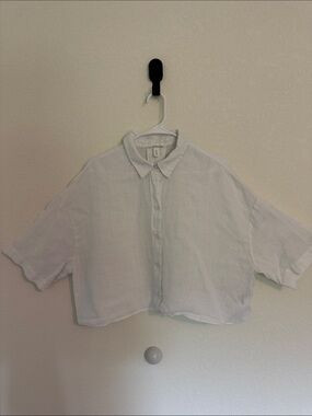 H&M White Cropped Button-Down linen blouse